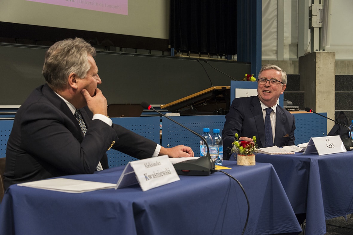 Aleksander Kwaśniewski et Joseph Deiss (2016)