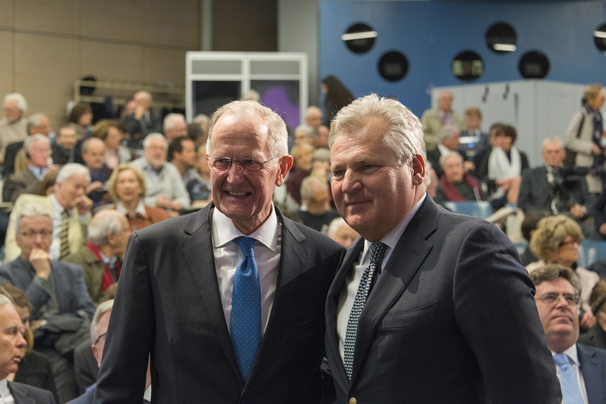 Aleksander Kwaśniewski et Joseph Deiss (2016)