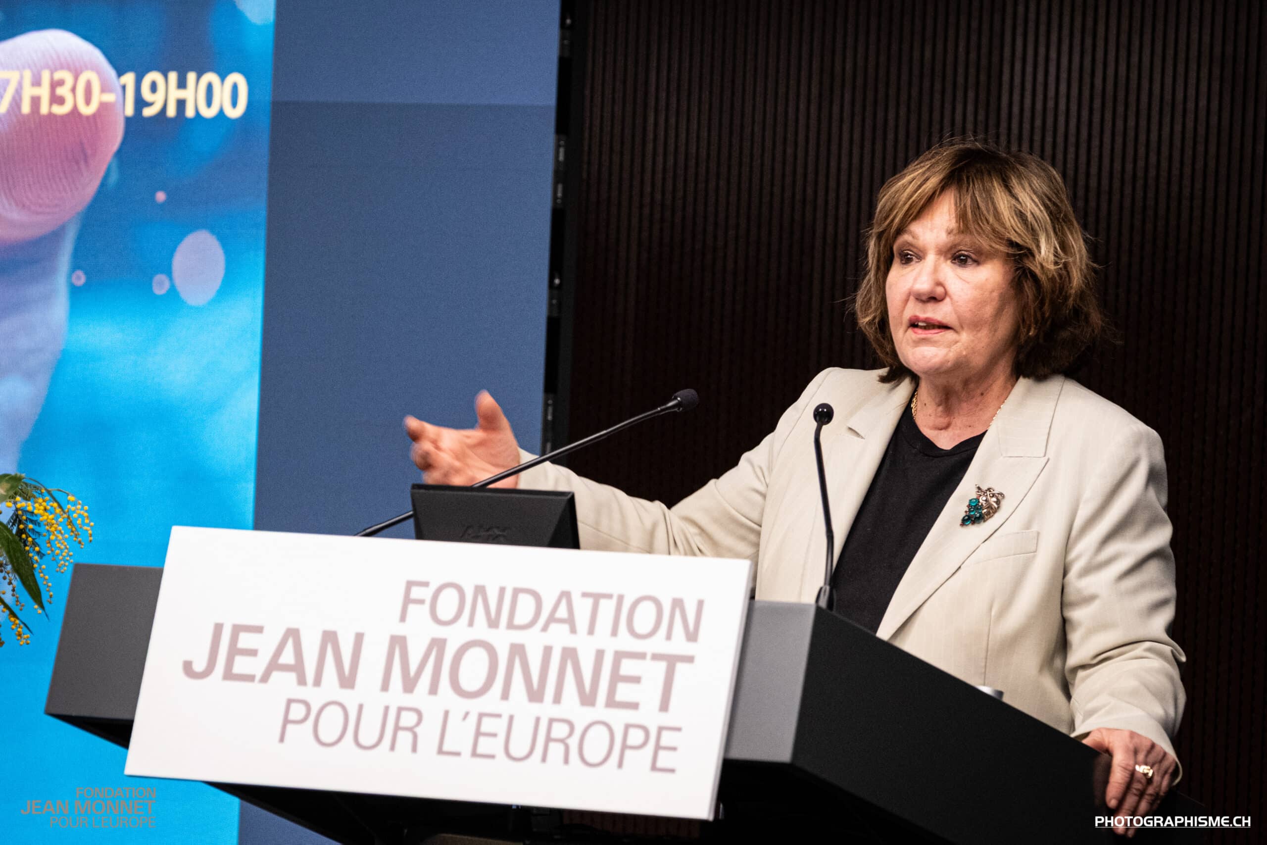 Notre monde en question : ruptures et avenir (2025)