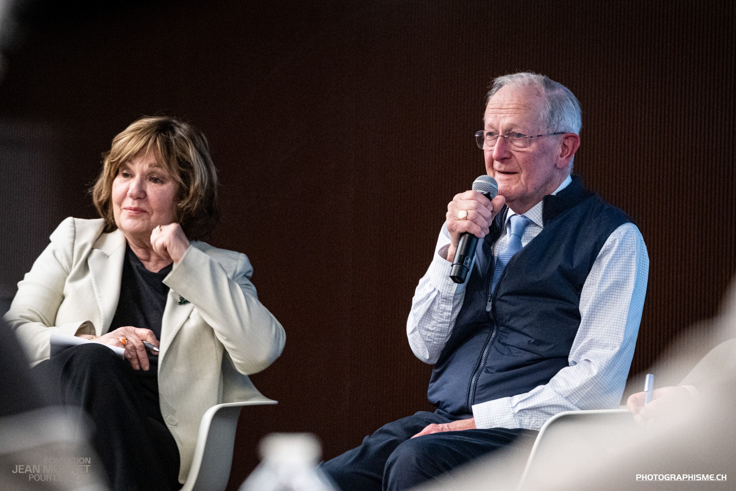 Notre monde en question : ruptures et avenir (2025)